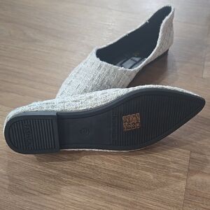 SHEIN Cream Quilted Flats with Textured Sole